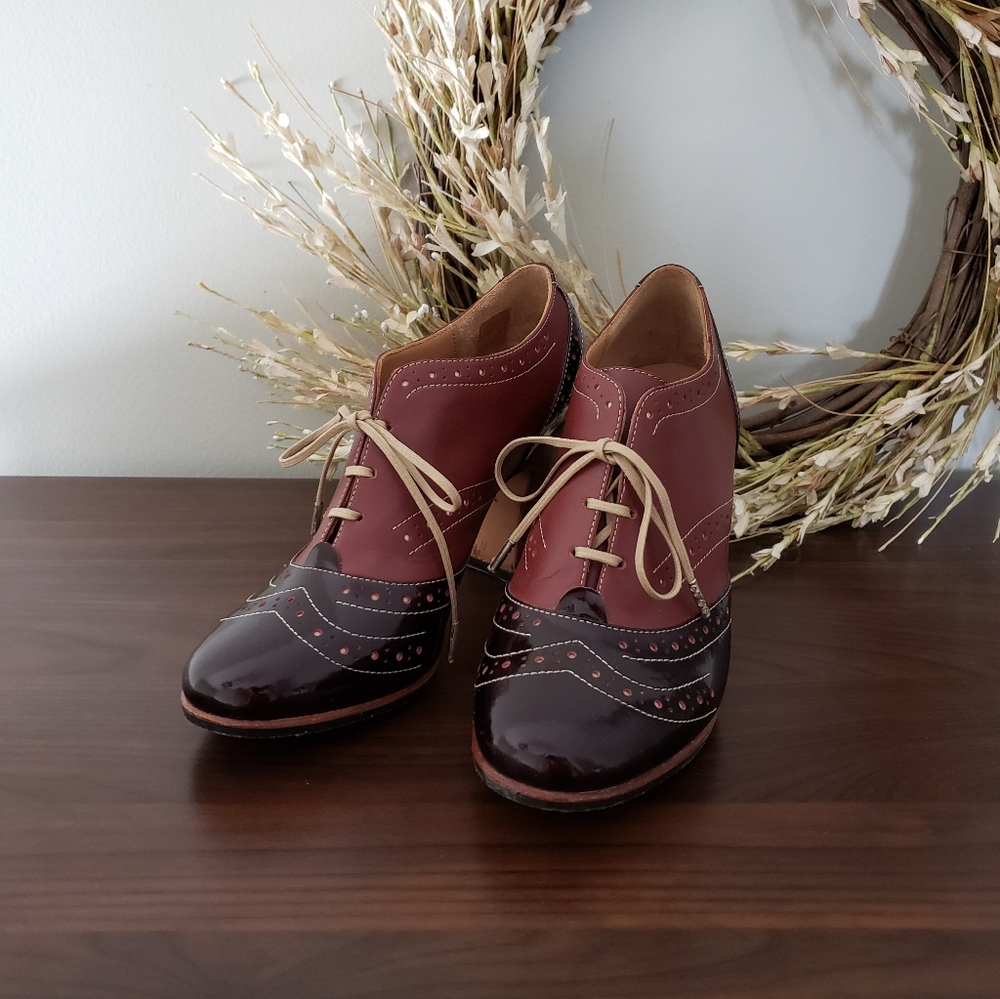 Brand New John Fluevog Miracles Heal Lace-up Heel